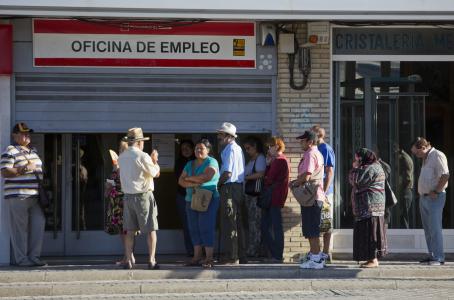 Con_un_desempleo_del_20_4___Espa__a_no_encuentra_trabajadores.jpg