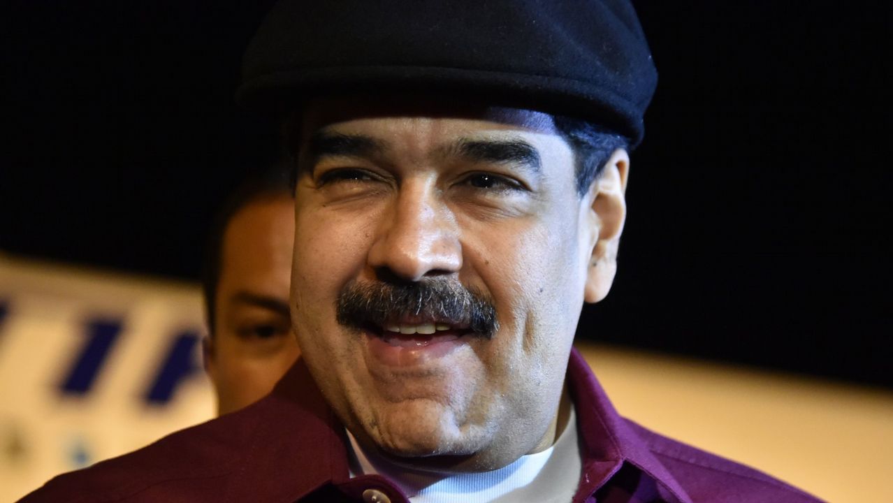 Maduro sigue manipulando y comprando gente… Regalará el «Bono de Reyes»