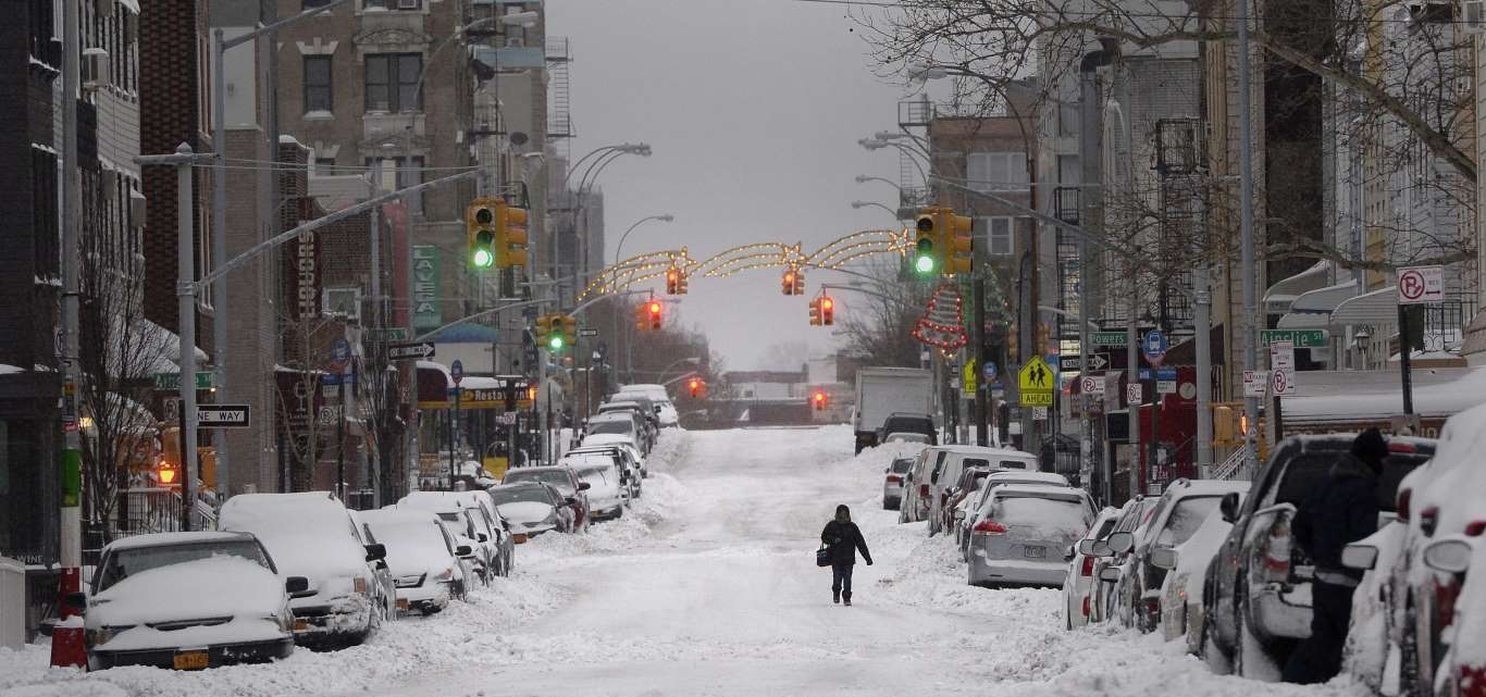 ¡Alerta!… Decretan estado de emergencia en Nueva York por tormenta de nieve