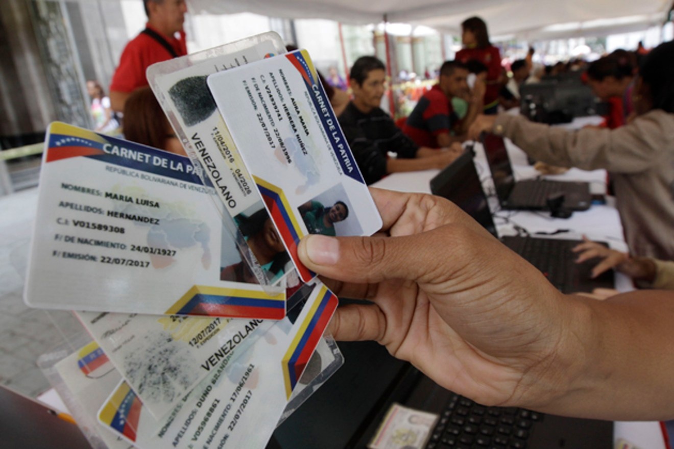 Niegan que visa americana sea rechazada para los que tienen carnet de la patria
