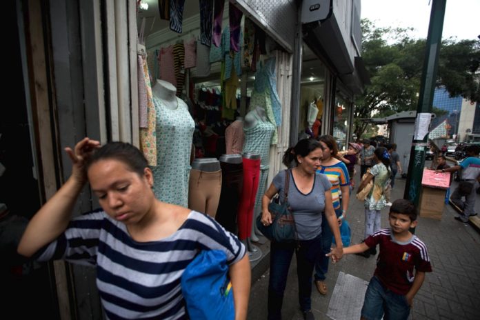 El «porfiado» inicio de año de los venezolanos gracias a Nicolás…¡BRAVO!