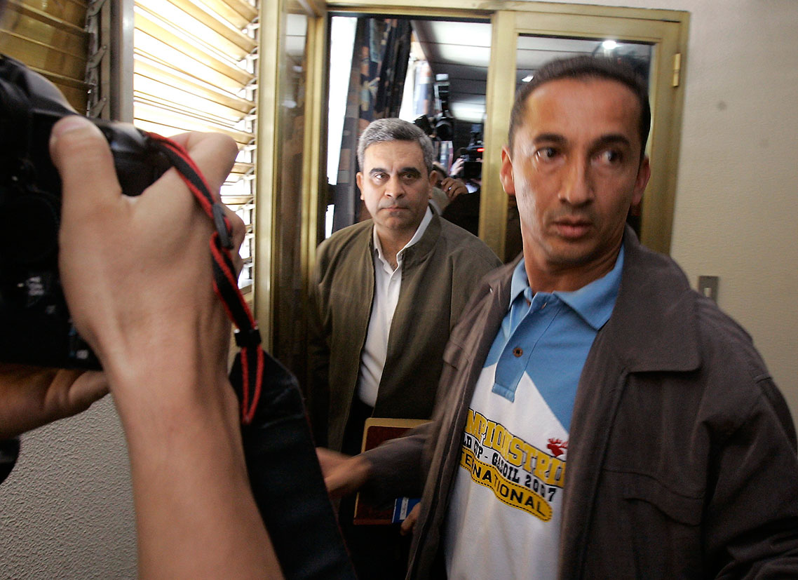Denuncian que Baduel tiene seis meses sometido a la “tortura blanca en La Tumba”
