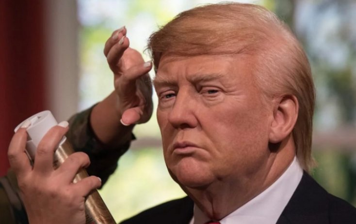 Un ventarrón «destapa» el secreto de Donald Trump con su cabello (Video)