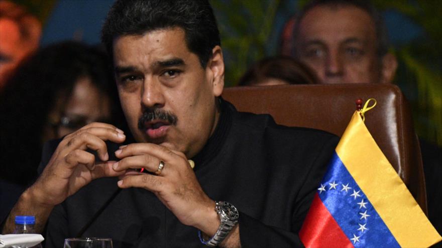 ¡Para reír! Maduro y su «cursito online en ingles» para responderle a EEUU (Video)