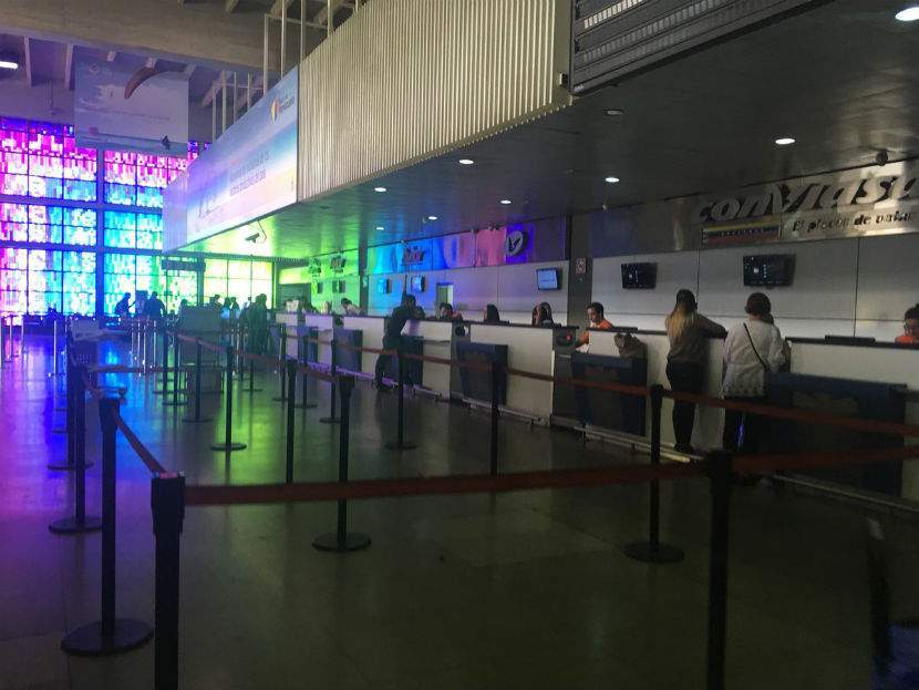 La crisis llega al Aeropuerto de Maiquetía en esta Semana Santa