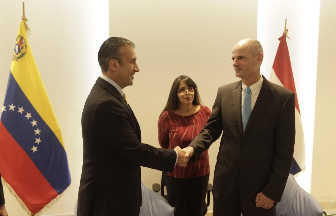 Venezuela restaura conexiones aéreas y marítimas con Aruba, Curazao y Bonaire