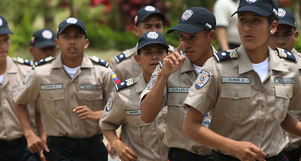 El pírrico bono que otorgó Maduro en «reconocimiento» a los policías
