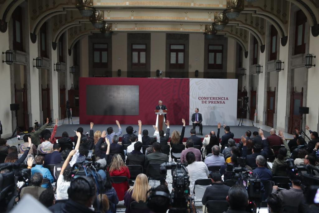 López Obrador amenazó a reporteros «sean prudentes si no ya saben lo que sucede»
