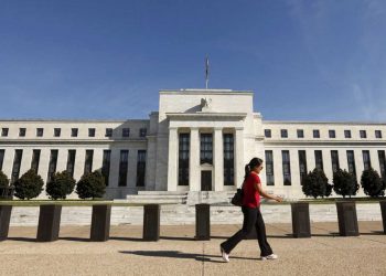 FED bajará la tasa de interés pese a las críticas de Trump