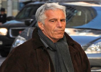 Jeffrey Epstein fue hallado muerto en cárcel de Nueva York