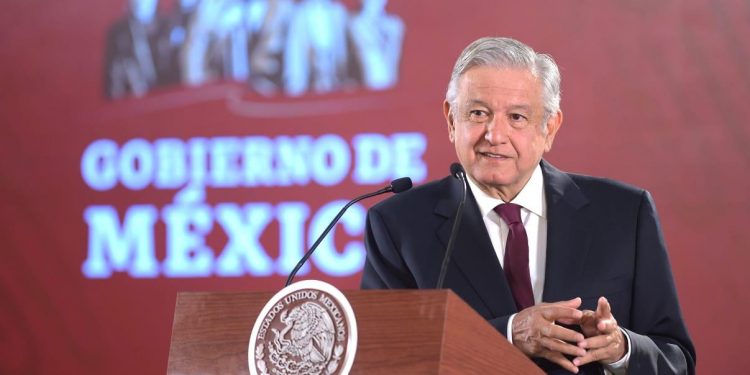 AMLO pide a EEUU “castigo ejemplar” para atacante de El Paso