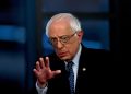 Sanders llama «irracional» la política de arancelaria de Trump