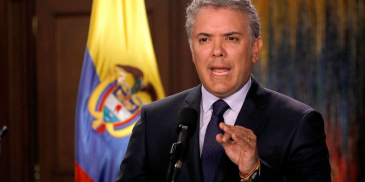 Iván Duque: “Sanciones de EEUU podrían facilitar una transición en Venezuela”