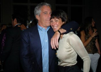 Presunta víctima de Epstein reveló cómo fue reclutada