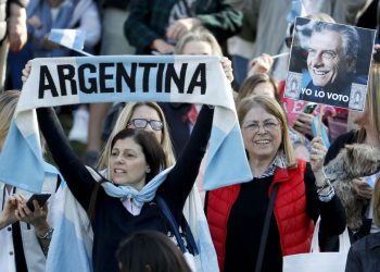 Coalición Macri arrasó en comicios de Mendoza a puertas de las presidenciales