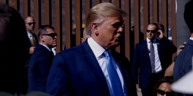 Trump ratifica la necesidad de levantar más muro por «emergencia nacional»