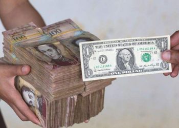 En Venezuela: Inflación acumulada de este año es de 2.674%