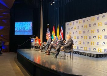 Desde Miami el IV Diálogo Presidencial analiza las «Fake News» como una amenaza para la democracia