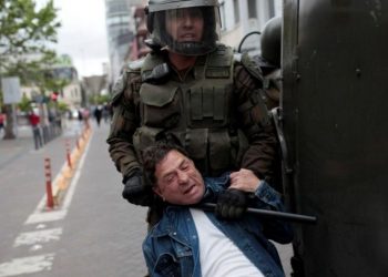Piñera pide “perdón” ante problemas de Chile y anuncia medidas para calmar protestas
