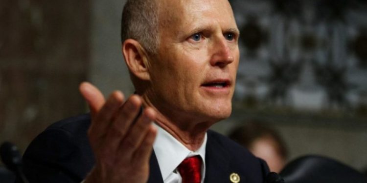 Legislación de Rick Scott plantea arreglar línea de información del FBI que falló en Parkland
