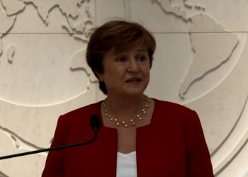 FMI advierte que existe una desaceleración económica «en el 90% del mundo”