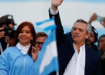 Primeros efectos del triunfo de Fernández en Argentina:Control de cambio y salida del Grupo de Lima