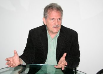 Ex funcionario de Chávez vaticina rebelión militar con apoyo popular en Venezuela
