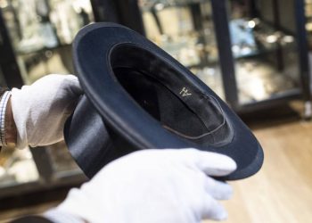 Controversia entre comunidad judía por subasta de objetos personales de Hitler