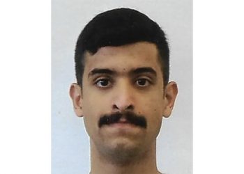 Saudí que mató a tres personas en Florida recurrió a Twitter poco antes de la balacera