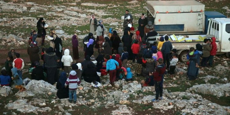 Trump pide que se detengan los bombardeos en Siria