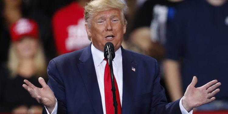 Análisis AP: Legado de Trump cambia drásticamente con el juicio político