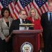 Impeachment: Demócratas acusan a Trump de abuso de poder y obstrucción a las labores del Congreso