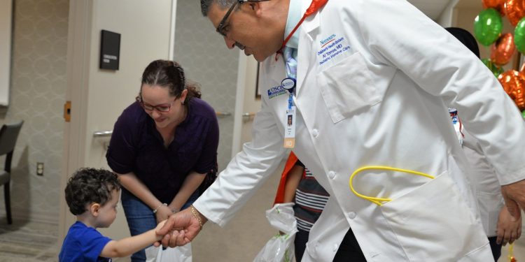 FHA: Hospitales de Florida invirtieron $ 4.1 mil millones en programas comunitarios en el 2018