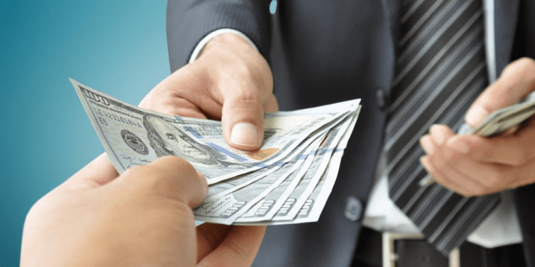 Demócratas presionan por incrementos salariales de trabajadores estatales