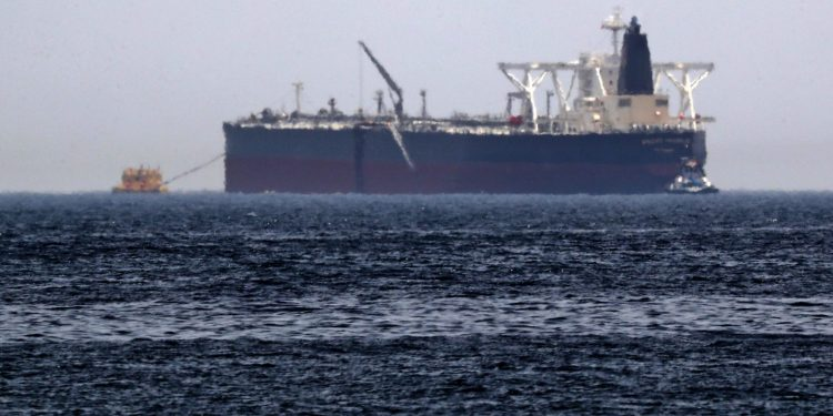 EEUU alerta de amenazas a barcos comerciales en el Golfo Pérsico tras confrontación con Irán
