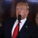 Campaña de Trump continúa pese a que el mandatario va de crisis en crisis