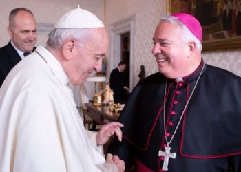 Papa Francisco reemplaza al arzobispo de Filadelfia por el cubanoamericano Nelson Pérez