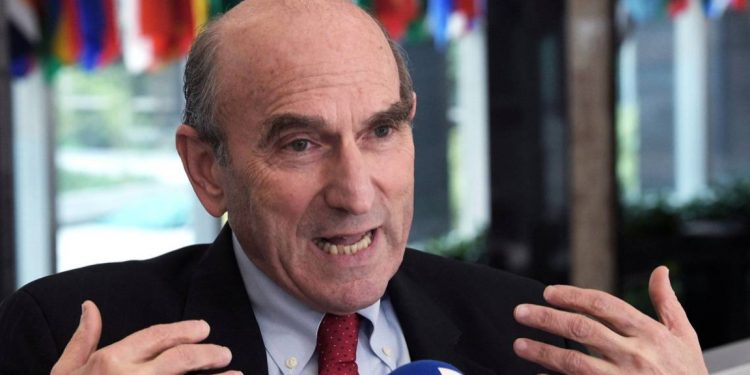 Elliott Abrams: «La intervención militar en Venezuela no depende de Guaidó, sino de Donald Trump»