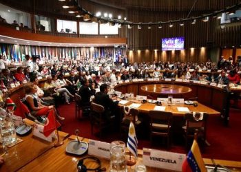 Logros de igualdad de género opacados por el estancamiento económico de América Latina