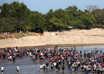 Caravana denominada la «Ruta del Diablo» lleva decenas de hondureños a EEUU