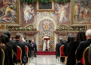 Papa Francisco pide a Irán y EEUU más diálogo y respeto por la legalidad internacional