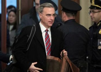 Defensa de Trump apunta a demócratas por su «peligroso juego político»