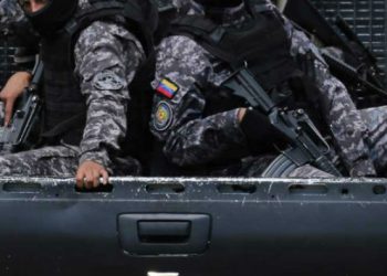 Cuerpos de seguridad del régimen de Maduro asedian a diputados alojados en Las Mercedes