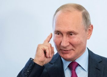 Vieja guardia conserva el poder del gobierno en Rusia