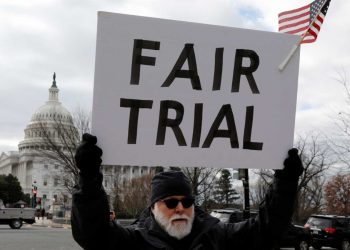 Oficialmente el Senado no admitirá más testigos en juicio a Trump