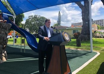 Ciudadanos de Miami se unen para destituir al comisionado Joe Carollo