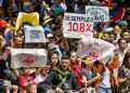 La clase media en AL: «cuesta abajo en su rodada», es probable que usted llegue pobre a su vejez