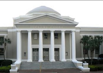 Florida pretende que la corte vuelva a mirar a los delincuentes que votan