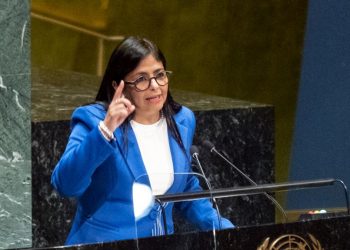 Delcy Rodríguez habló con Pedro Sánchez para que no recibiera a Guaidó y en España niegan los hechos