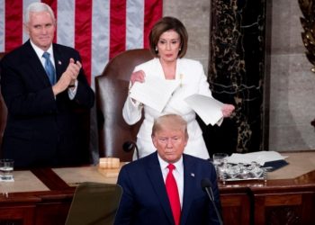 Nancy Pelosi contó por qué rompió el discurso de Donald Trump